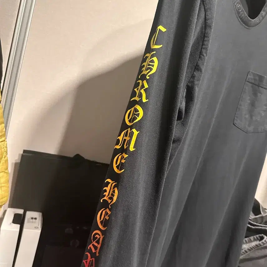 [BUNJANG] Chrome Hearts Horseshoe Lettering Long Sleeve L / 크롬하츠 홀스슈 레터링 롱 슬리브 L