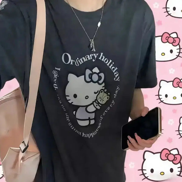 [BUNJANG] Blackpink Jisoo Hello Kitty T-shirt / 지수 헬로키티 반팔 티 새상품