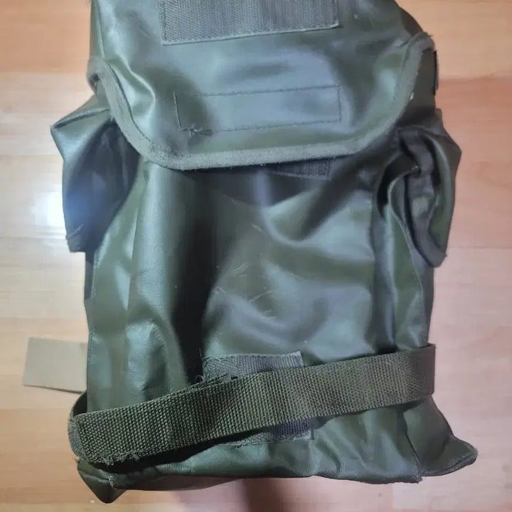 [BUNJANG] French Military ARF Gas Mask Pouch (Olive Drab) / 국방색 방독면 파우치