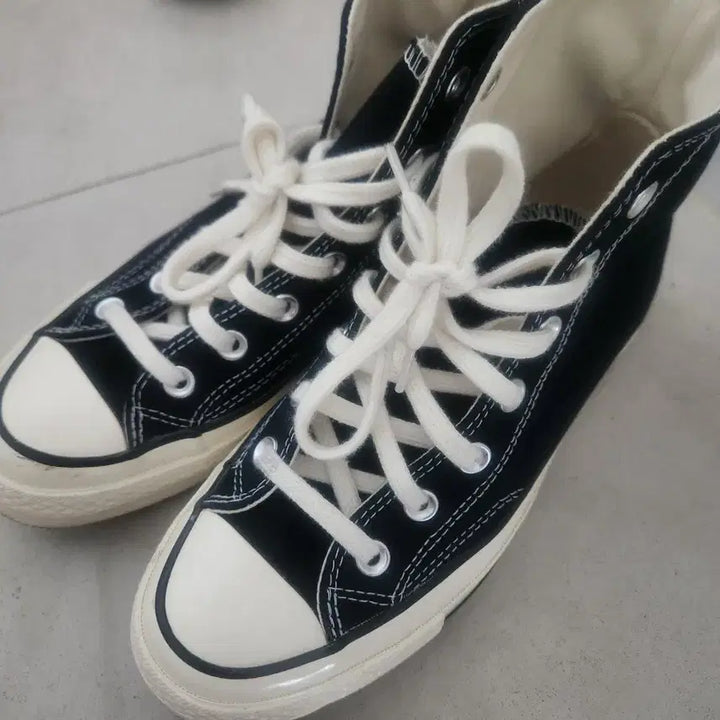 [SOLD OUT] 컨버스 240 사이즈