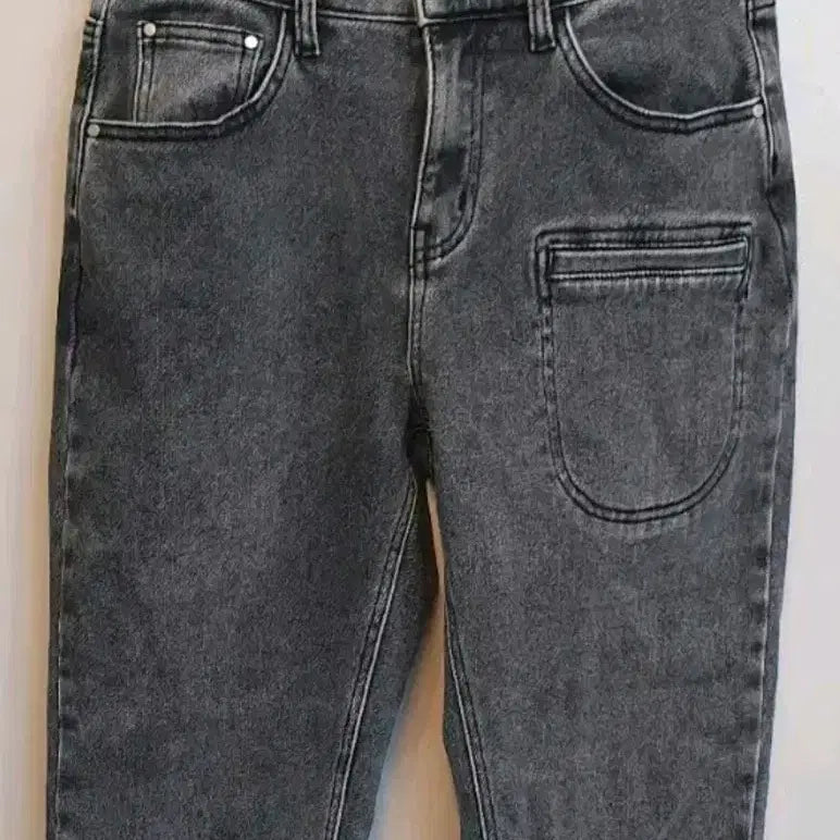 [BUNJANG] Benetton Black Denim Pants / 베네통 블랙 데님 팬츠 42사이즈입니다. 워싱이 멋스럽고 안감에 약기모