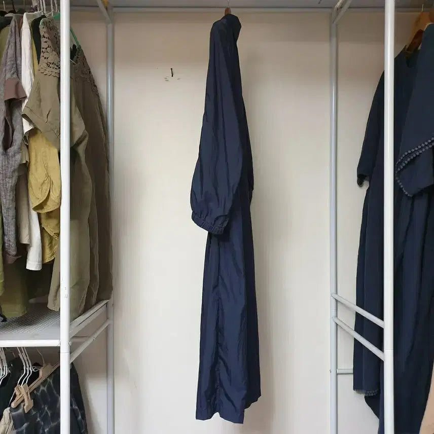[BUNJANG] So Wool Drawstring Lightweight Windbreaker Jacket / 미착용)So Wool 쏘울 드로스트링 초경량 방풍 바람막이 점퍼 윈드러너
