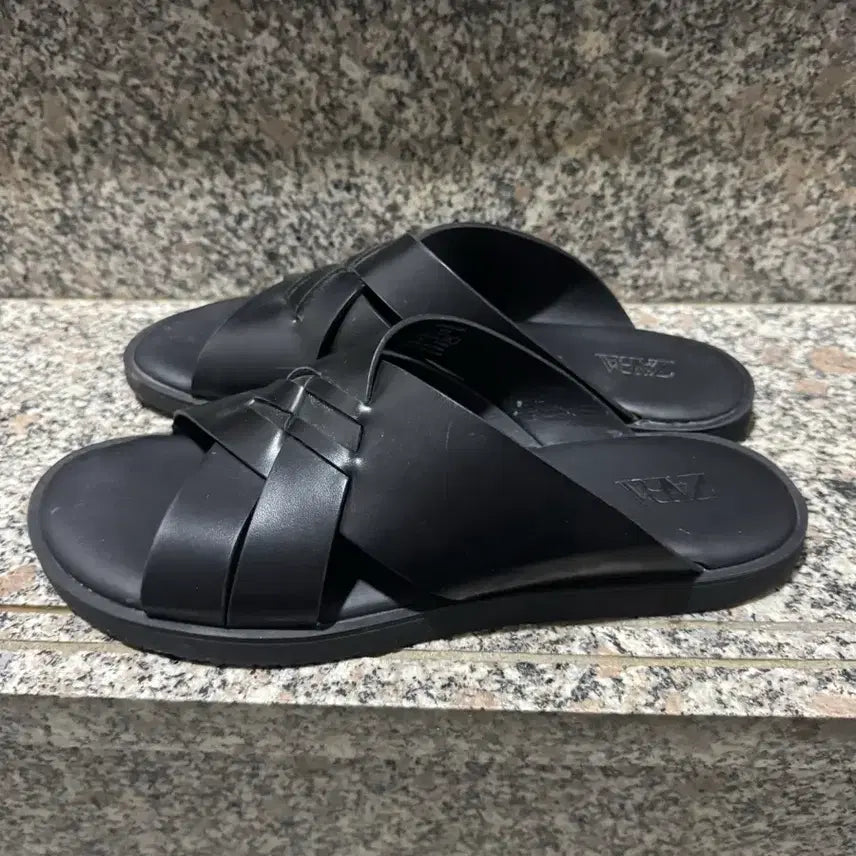 [BUNJANG] ZARA Jerusalem Black Leather Sandals (Size 42) / 자라 ZARA 예루살렘 블랙 레더 샌들 42 사이즈 270