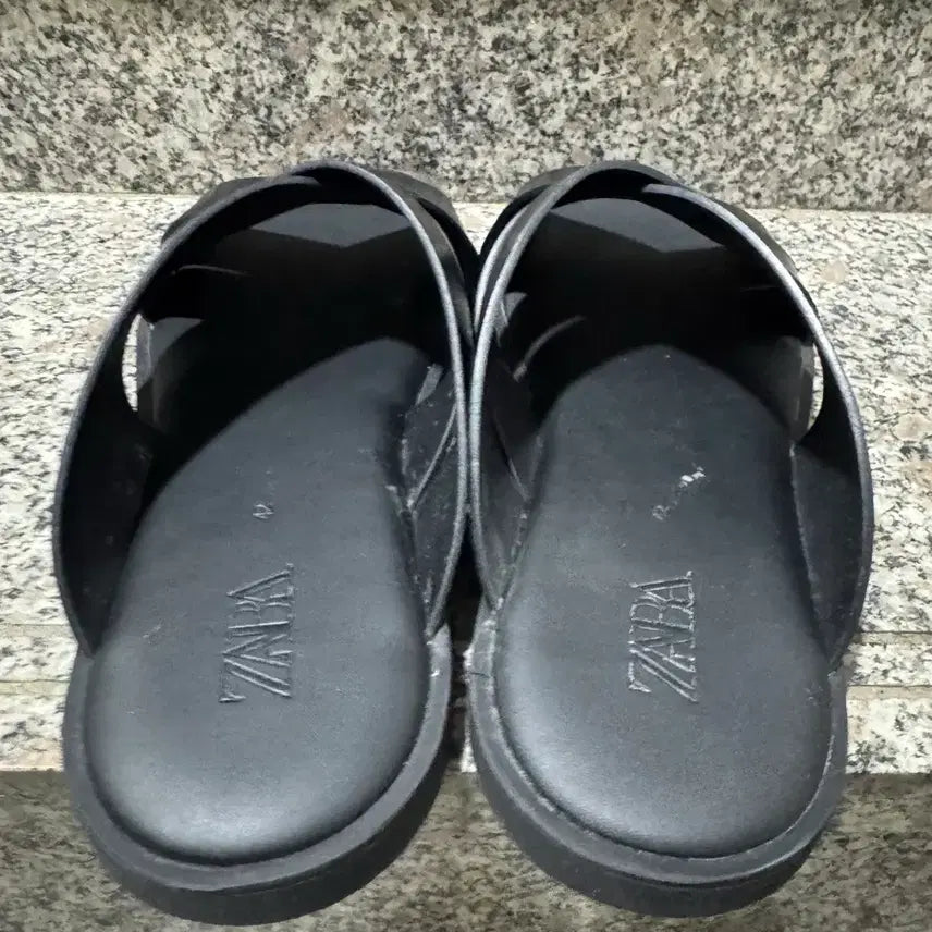 [BUNJANG] ZARA Jerusalem Black Leather Sandals (Size 42) / 자라 ZARA 예루살렘 블랙 레더 샌들 42 사이즈 270