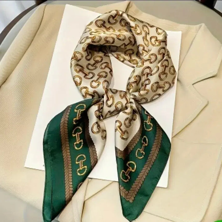 [BUNJANG] Chain Pattern Silk Scarf / 체인 패턴 스카프(새상품)