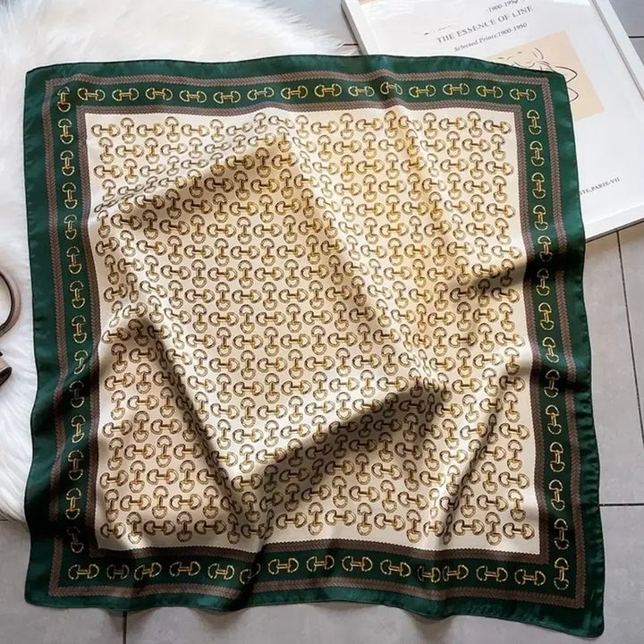 [BUNJANG] Chain Pattern Silk Scarf / 체인 패턴 스카프(새상품)