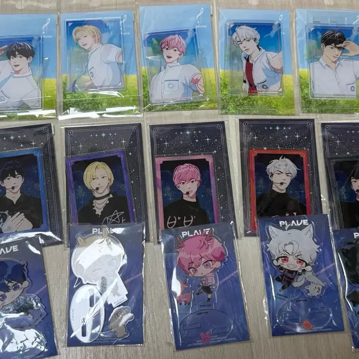 [BUNJANG] PLAVE Aniplex Acrylic Card Stand / 택포11.5) 플레이브 애니플러스 아크릴 카드 스탠드