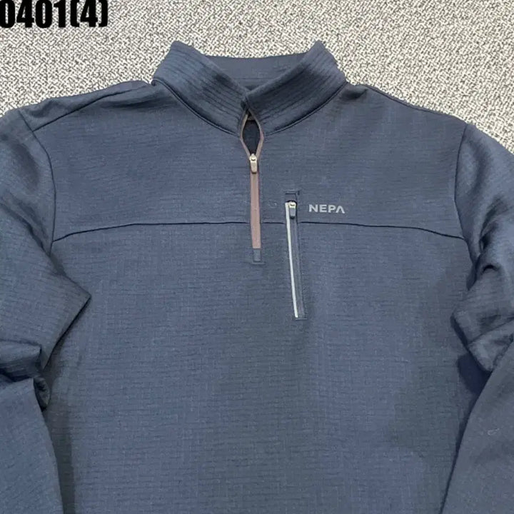 [BUNJANG] Nepa Half-Neck Zip-Up Long Sleeve T-Shirt / 네파 하프넥 집업 긴팔티 100 | 0401 [4]