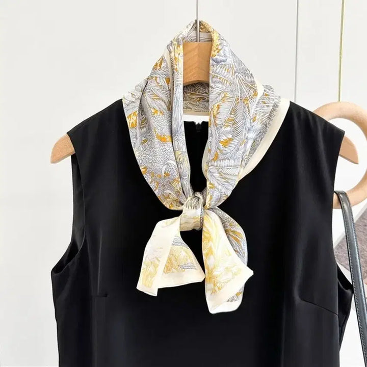 [BUNJANG] Patterned Silk Scarf / 패턴스카프(새상품)