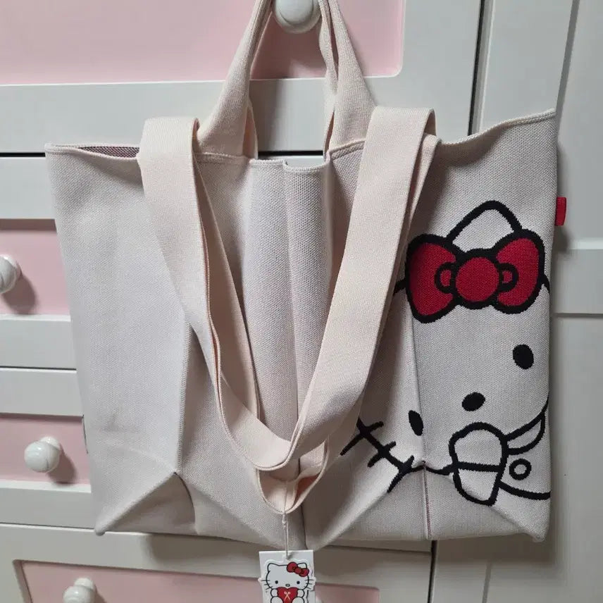 [SOLD OUT] 조셉앤스테이시 헬로키티 가방 XL 바닐라 새상품