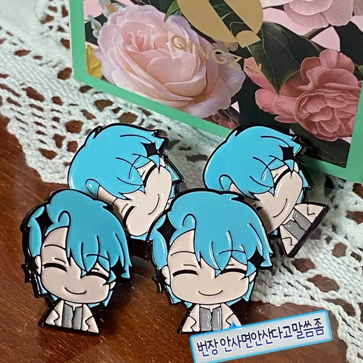 [BUNJANG] Mystic Messenger V Pin Badge / 수상한메신저 mystic messenger V 핀뱃지