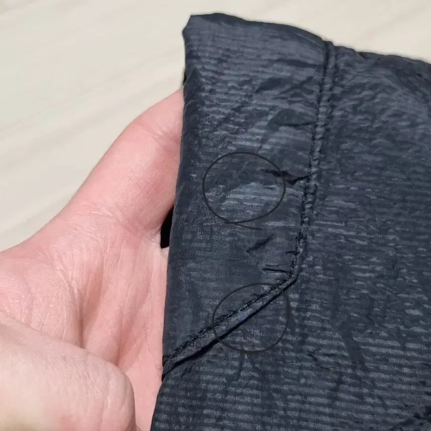 [BUNJANG] Stone Island Seersucker Nylon Pants / 스톤아일랜드 시어서커 나일론 팬츠