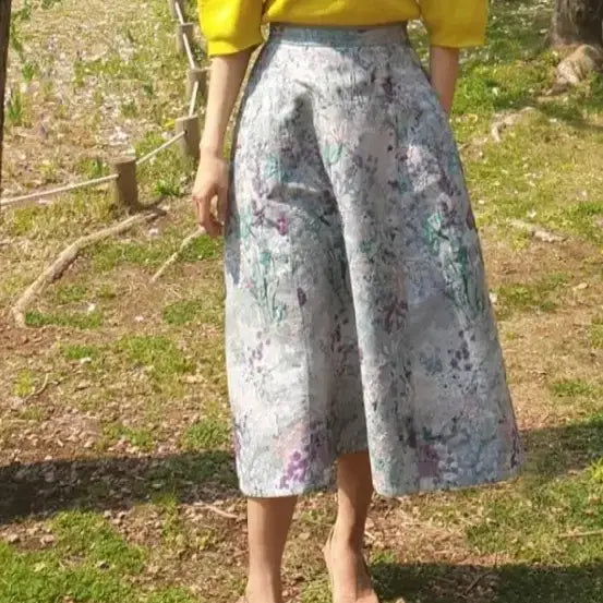 [BUNJANG] Mine Embroidered Skirt - Size 44 / 마인 자수 스커트 44사이즈
