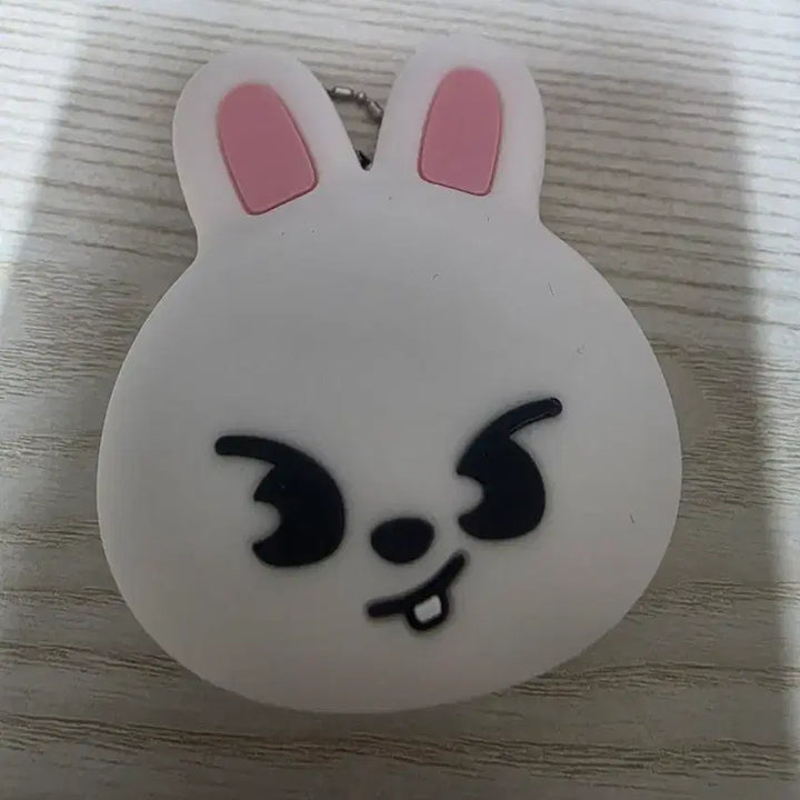 [BUNJANG] Stray Kids Skzoo Leebit Tamagotchi / 스키즈 스키주 리빗 다마고치