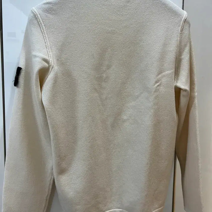 [BUNJANG] Stone Island Ivory Knit Sweater / 스톤아일랜드 아이보리니트 95-100
