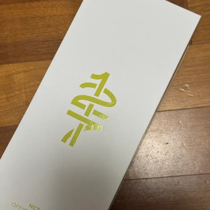 [BUNJANG] NCT 127 Official Lightstick 믐뭔봄 / 엔시티 127 뉴믐 응원봉 믐뭔봄 양도합니다! 일이칠