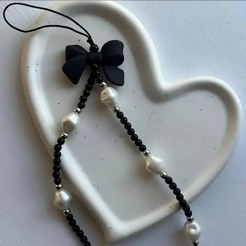[BUNJANG] Black Ribbon Pearl Phone Strap Keychain / 블랙 리본 진주 핸드폰 스트랩 키링(새상품)