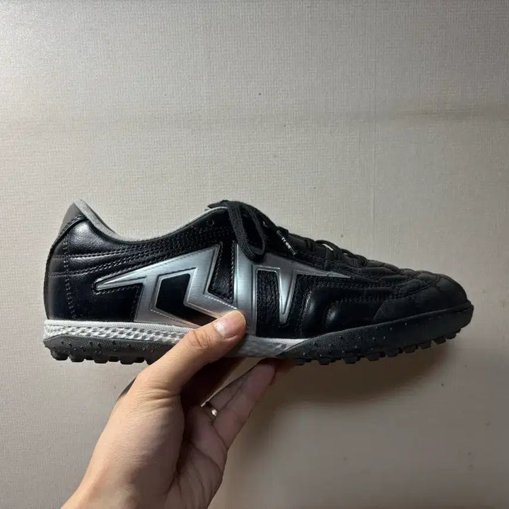[SOLD OUT] [270] TLSS 택티션 라이트 프로 TF 풋살화