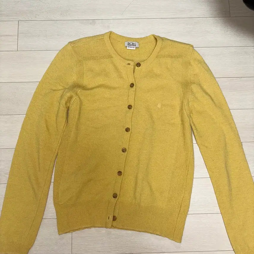 [SOLD OUT] 빈티지 bcbg 옐로우 가디건