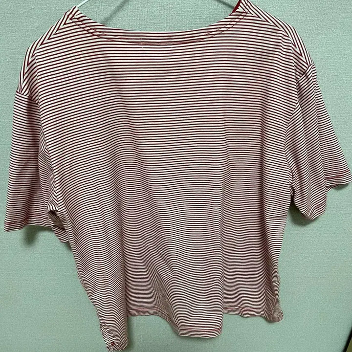 [BUNJANG] Floral Embroidery Short Sleeve T-Shirt / 꽃자수 반팔