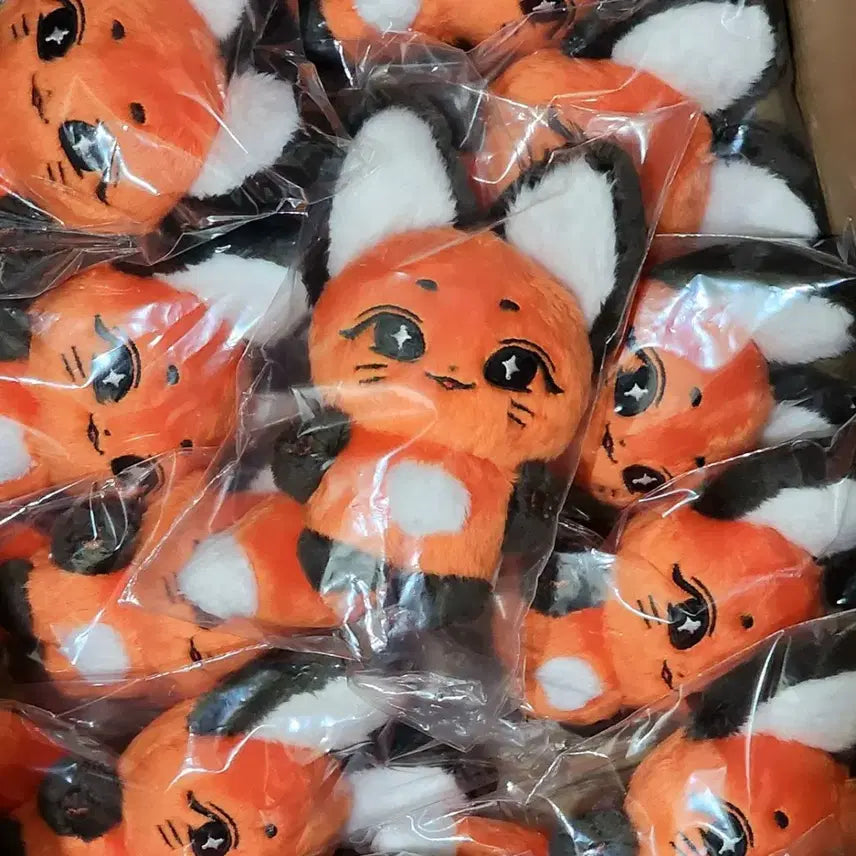 [BUNJANG] SEVENTEEN Joshua Foxshu Doll / 조슈아 인형 폭슈