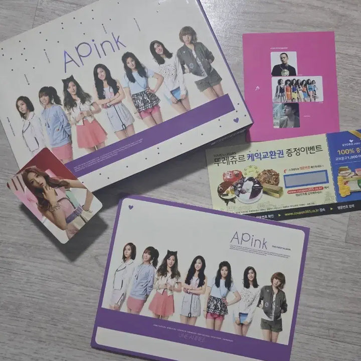 [BUNJANG] Apink Bomi Photocard + 2020 Concert DVD Bundle Set / 에이핑크 1집 앨범 보미 포카+ 2020콘서트 dvd 미개봉