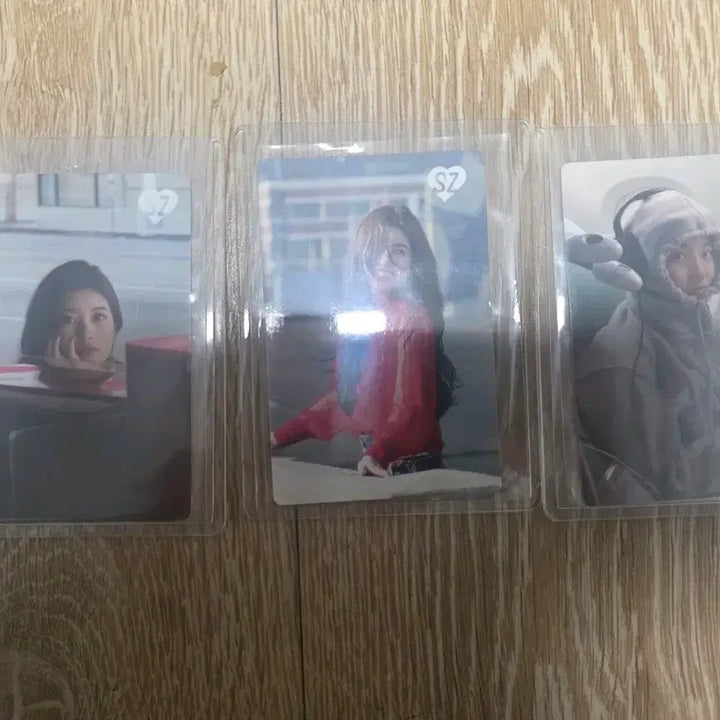 [SOLD OUT] miss a 수지 홀리데이 공방포카 일괄양도