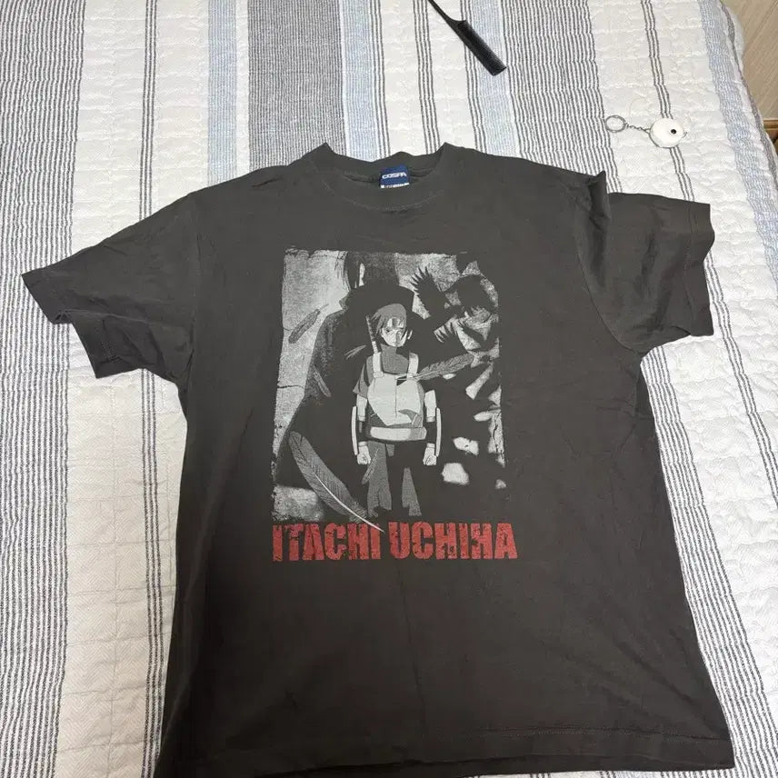 [SOLD OUT] 코스파 나루토 이타치 반팔 티셔츠 L