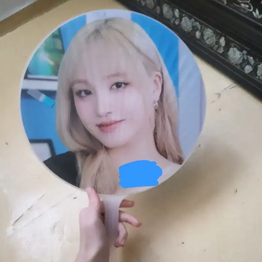 [BUNJANG] IVE Liz Fan / 아이브 리즈 부채 판매합니다
