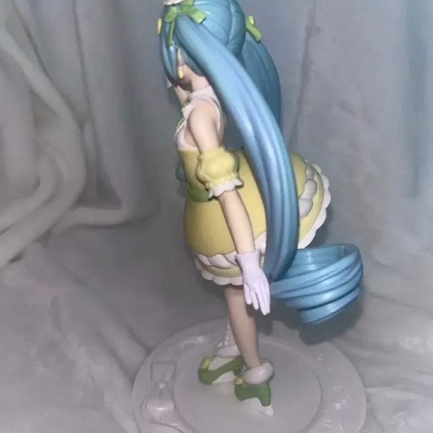 [BUNJANG] Hatsune Miku FuRyu Macaron Figure / 하츠네미쿠 후류 마카롱 피규어