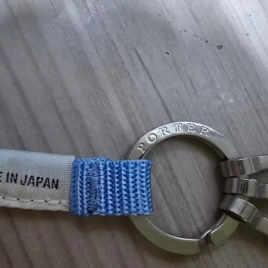 [BUNJANG] Porter Tokyo Key Holder Keyring Blue White / 요시다포터 PORTER TOKYO 키홀더 키링 블루 화이트 일본제