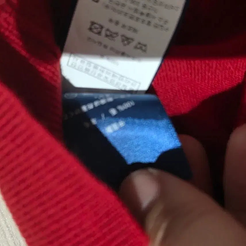 [SOLD OUT] 폴로 랄프로렌 브이넥 니트 판매합니다