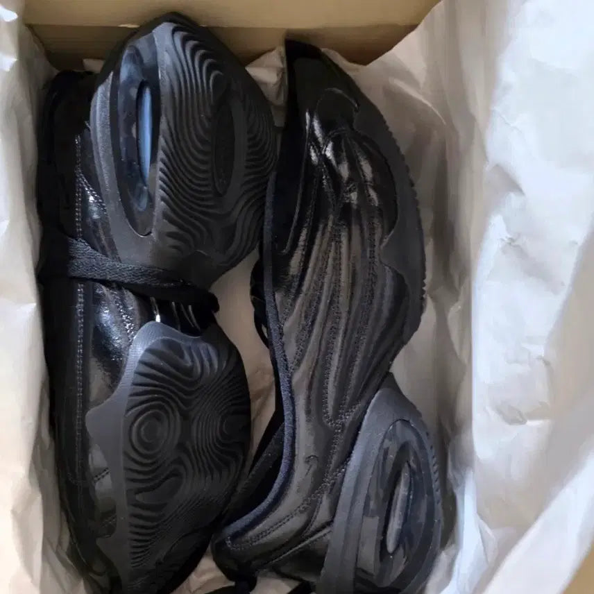 [SOLD OUT] [W265]나이키 X 노울스 에어맥스 뮤즈 블랙