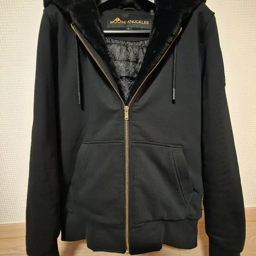 [BUNJANG] Moose Knuckles Bunny Sweater Gold Button / 무스너클 버니스웨터 금장 새상품급