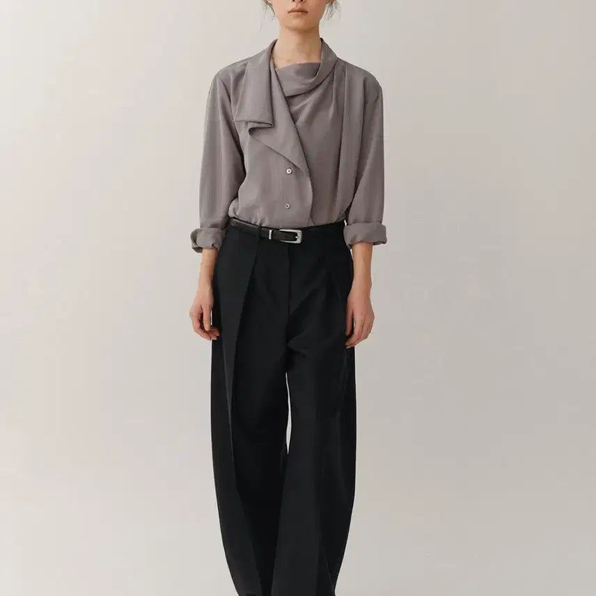 [BUNJANG] Kindersalmon Draped Casa Top Blouse (Slate) - Size M / 킨더살몬 드레이프 카사 탑 블라우스 (슬래이트) M