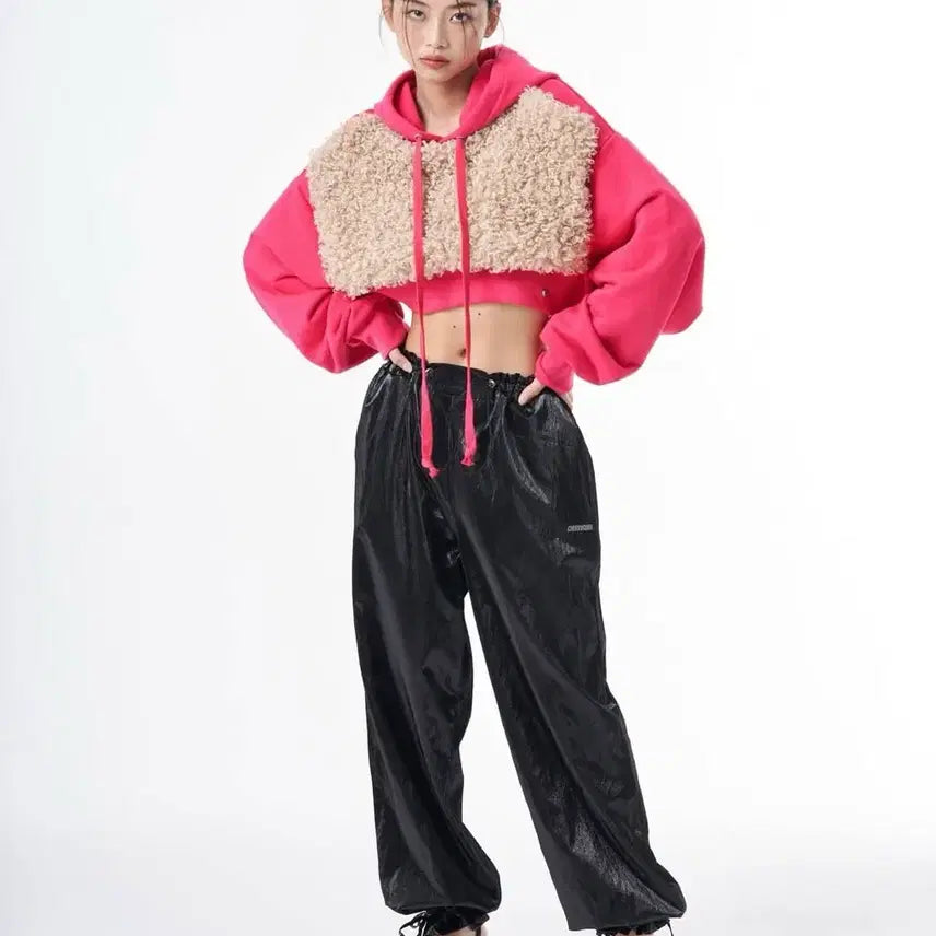 [BUNJANG] Cherrykuri Cropped Fake Fur Hoodie / 체리퀴리 퍼 크롭 후드티