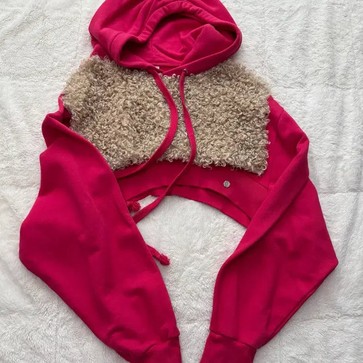 [BUNJANG] Cherrykuri Cropped Fake Fur Hoodie / 체리퀴리 퍼 크롭 후드티