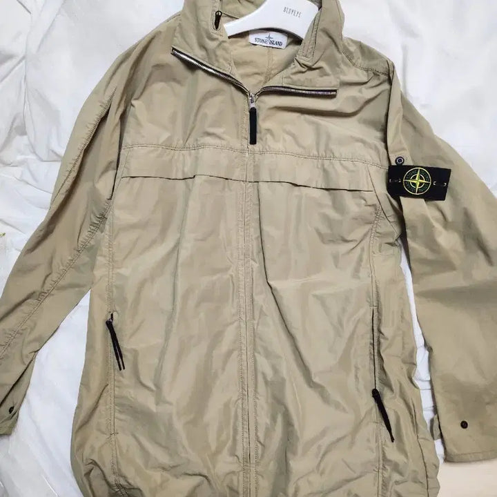 [BUNJANG] Stone Island Micro Reps Windbreaker Jacket / 스톤아일랜드 마이크로랩스 바람막이