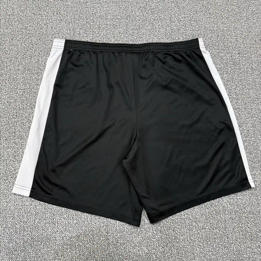 [BUNJANG] Nike Dri-FIT Academy Soccer Short Pants / L 나이키 드라이핏 아카데미 사커 숏 팬츠 반바지