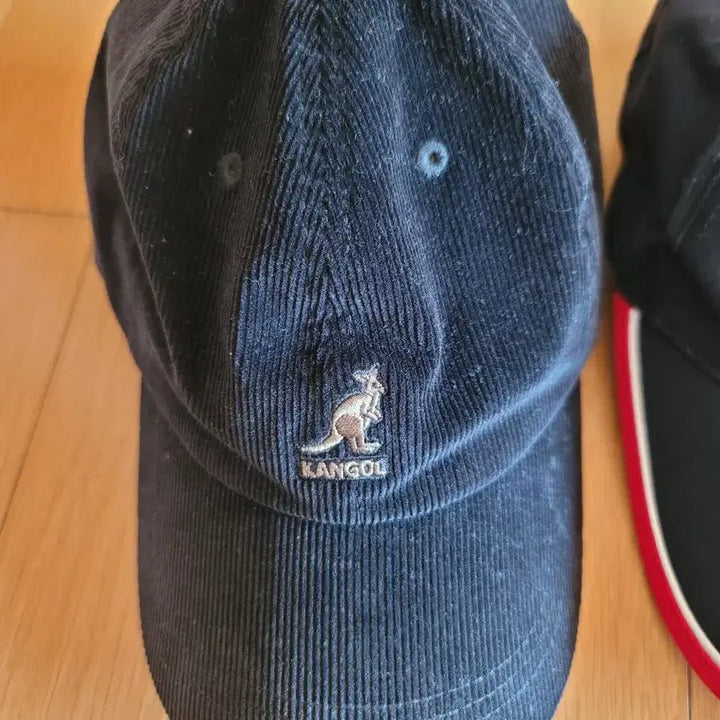 [BUNJANG] Kangol Corduroy Ball Cap &amp; PING Golf Hat Set / 캉골 코듀로이 볼캡 + PING 골프 모자 세트