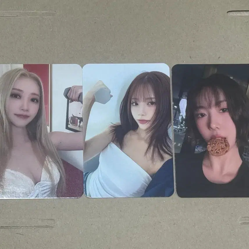 [BUNJANG] UAU Soundwave POB Photocard / UAU 사운드웨이브 미공포