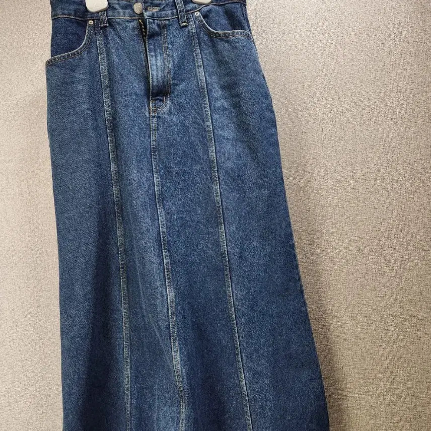 [SOLD OUT] ZEROSTREET 플레어 데님 스커트 s