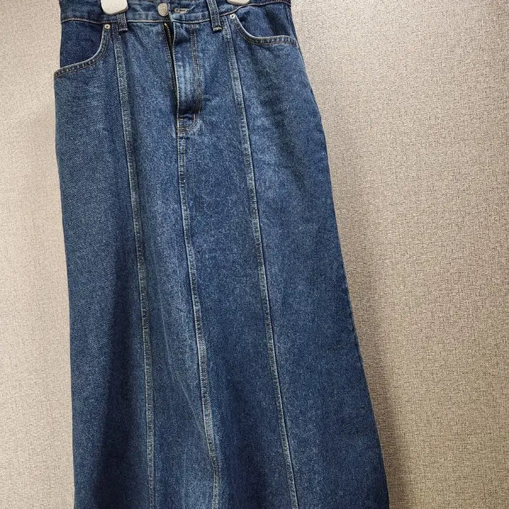 [SOLD OUT] ZEROSTREET 플레어 데님 스커트 s