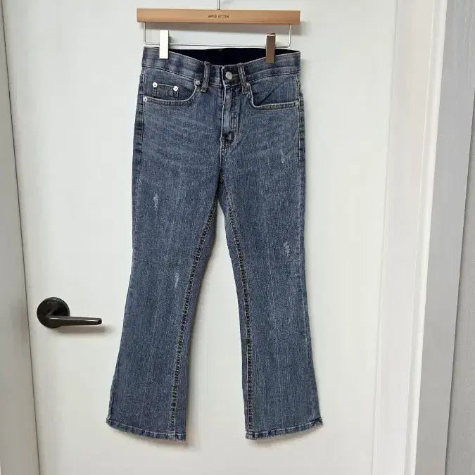 [BUNJANG] S,M 781 Slit Bootcut Denim Jeans / S,M 781 뒷슬릿 스판 부츠컷 데님