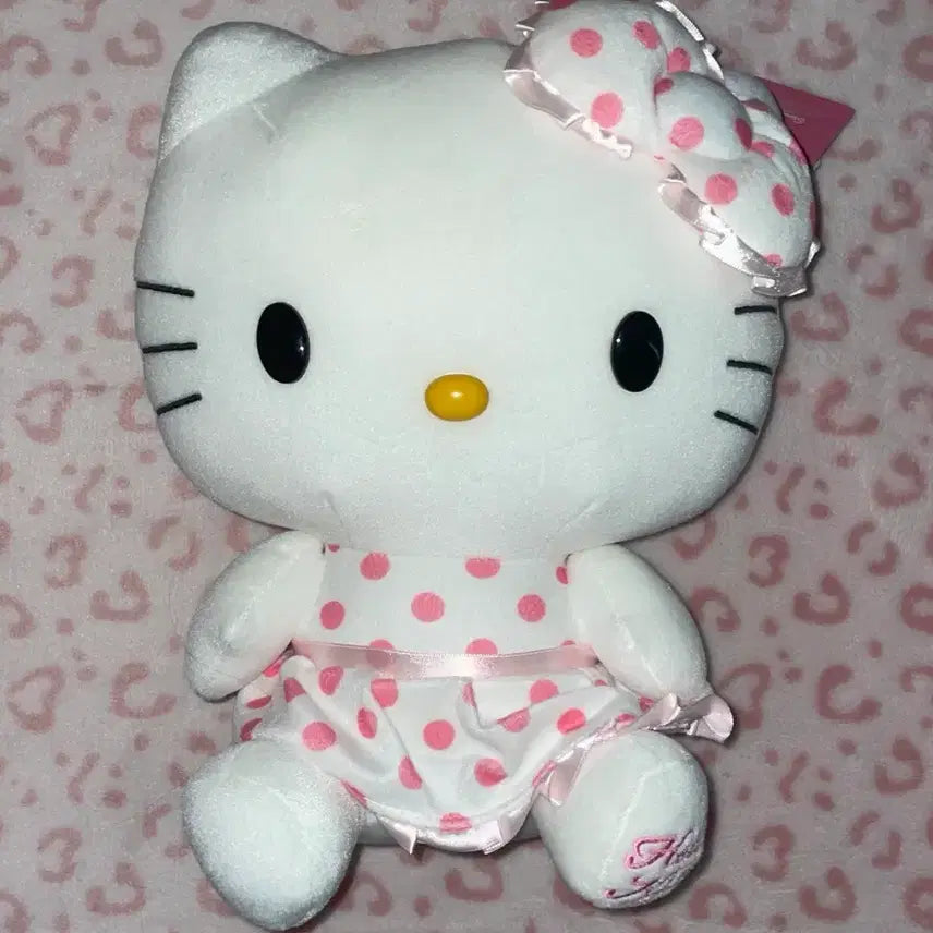 [BUNJANG] Hello Kitty Polka Dot Plush Doll / 헬로키티 땡땡이 인형