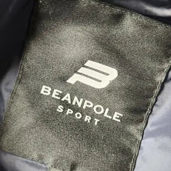 [BUNJANG] Beanpole Sports Unisex Navy Toggle Goose Down Vest / 빈폴스포츠 Unisex 네이비 토글 구스 다운 베스트 (BO9X38D04