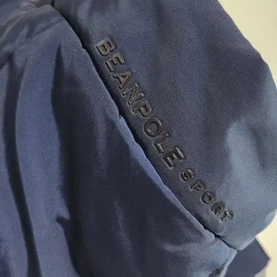 [BUNJANG] Beanpole Sports Unisex Navy Toggle Goose Down Vest / 빈폴스포츠 Unisex 네이비 토글 구스 다운 베스트 (BO9X38D04