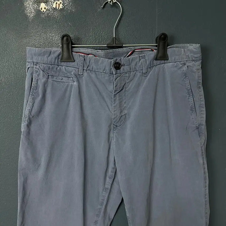 [BUNJANG] Tommy Hilfiger Garment-Dyed Blue Gray Chino Pants / 34 타미힐피거 가먼트다잉 블루그레이 치노팬츠