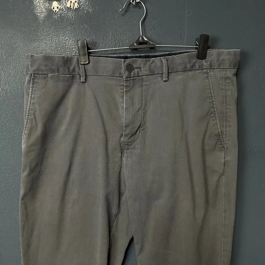 [BUNJANG] Tommy Hilfiger Charcoal Gray Slim Chino Pants / 34 타미힐피거 차콜그레이 슬림 치노팬츠 면바지
