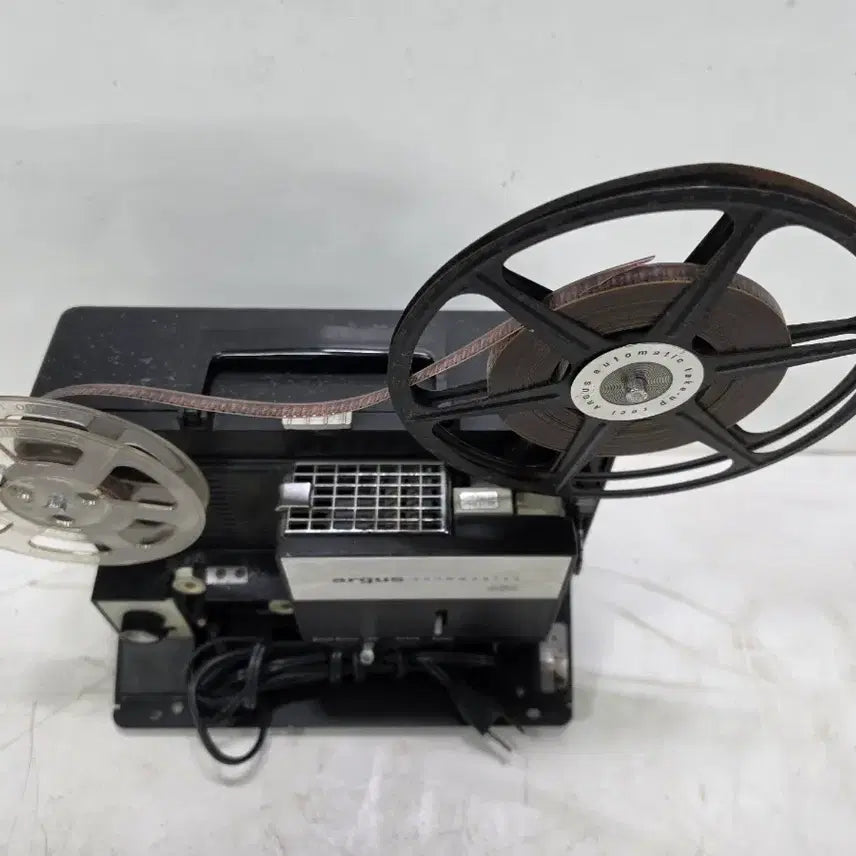 [BUNJANG] Argus Showmaster 462 Film Projector / Argus Showmaster 462 필름 영사기